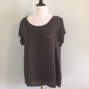 Pretty shortsleeved blouse